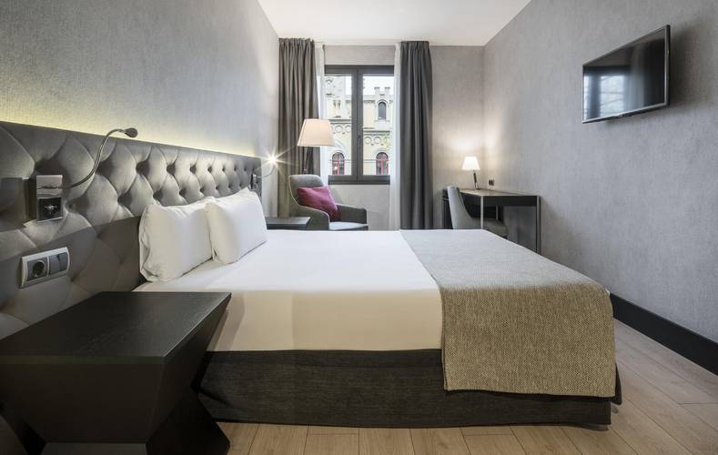 Habitación doble ilunion bel art Hotel ILUNION Bel Art Barcelona